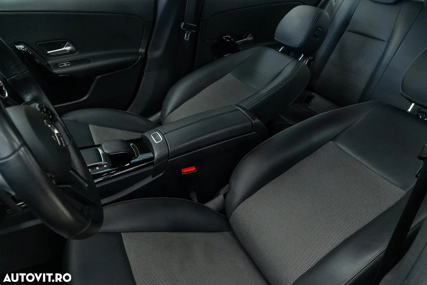 Mercedes-Benz CLA 180 7G-DCT Progressive Line Advanced - 15