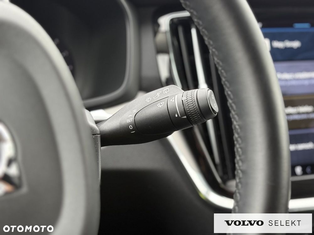 Volvo V60 Cross Country - 27