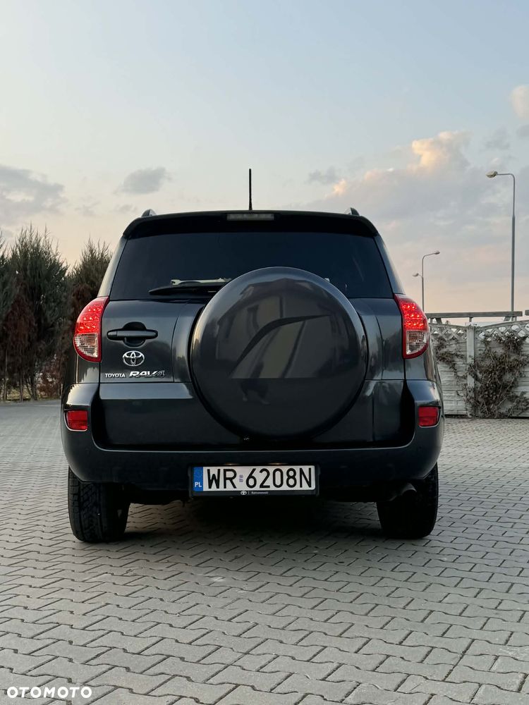 Toyota RAV4 2.2 D-4D Premium - 5