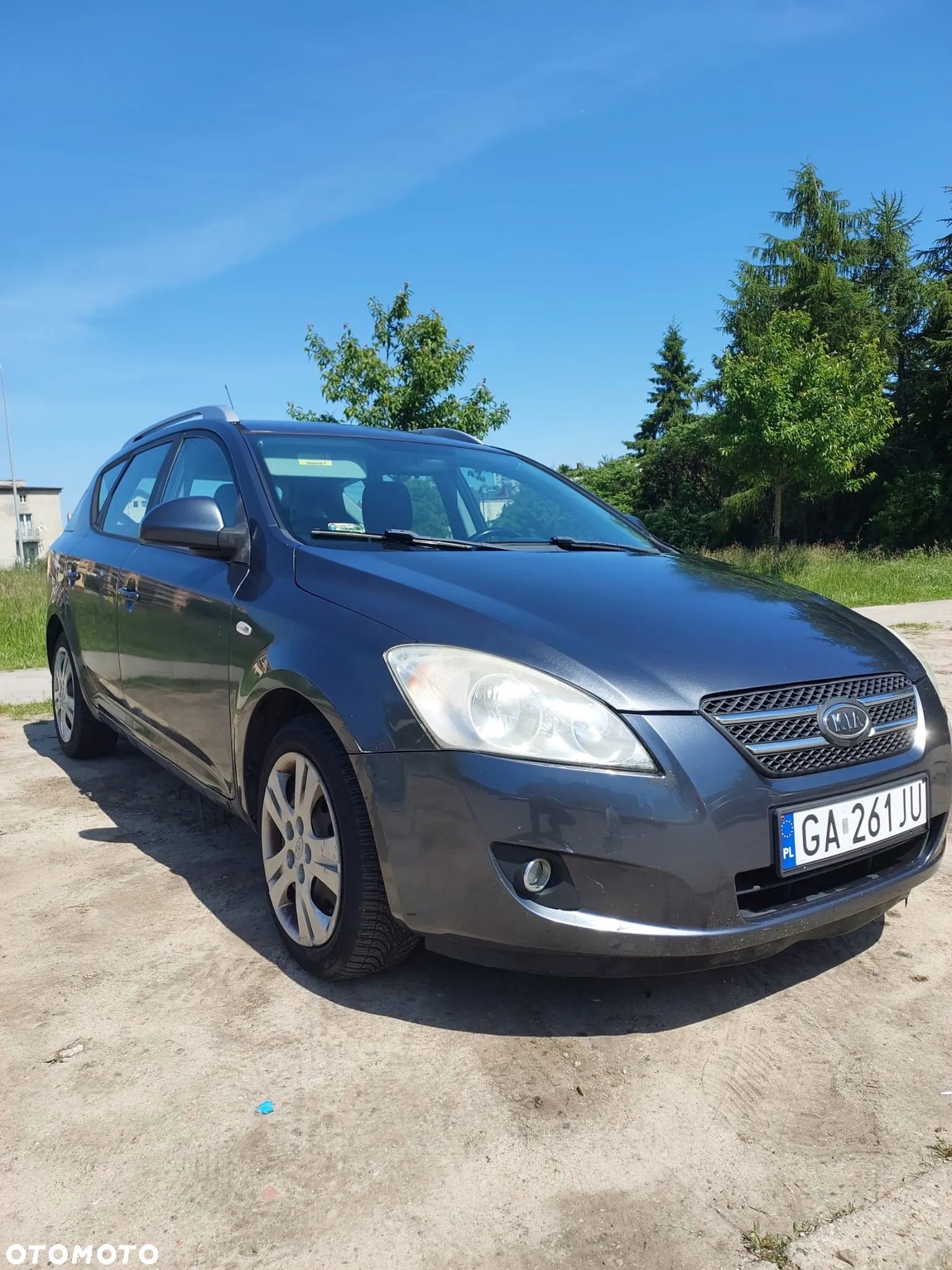 Kia Ceed - 1