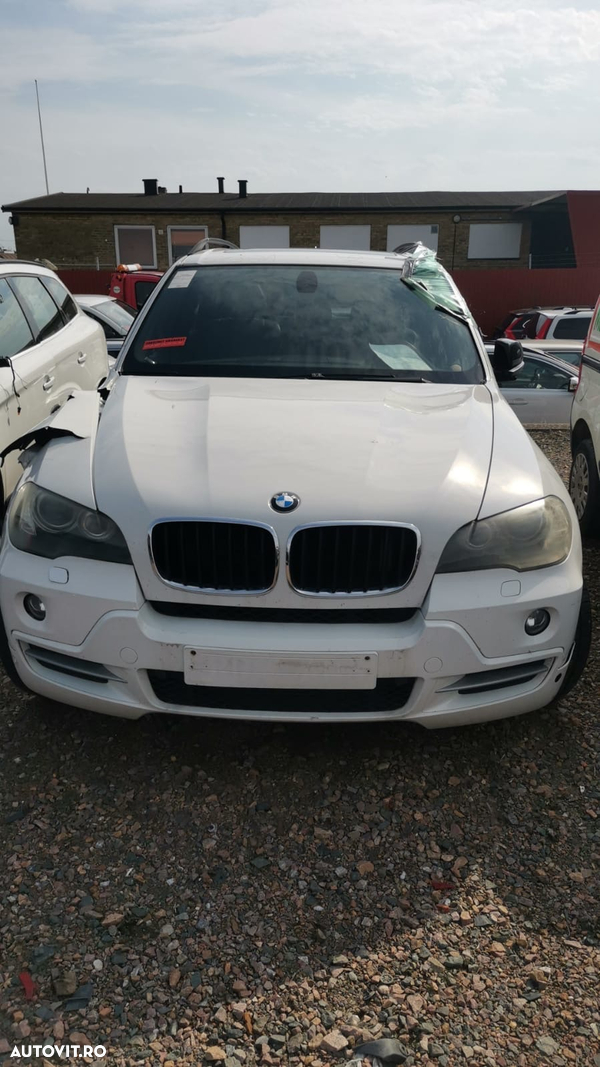 Dezmembram Bmw x5 e70 - 2008 235 cp