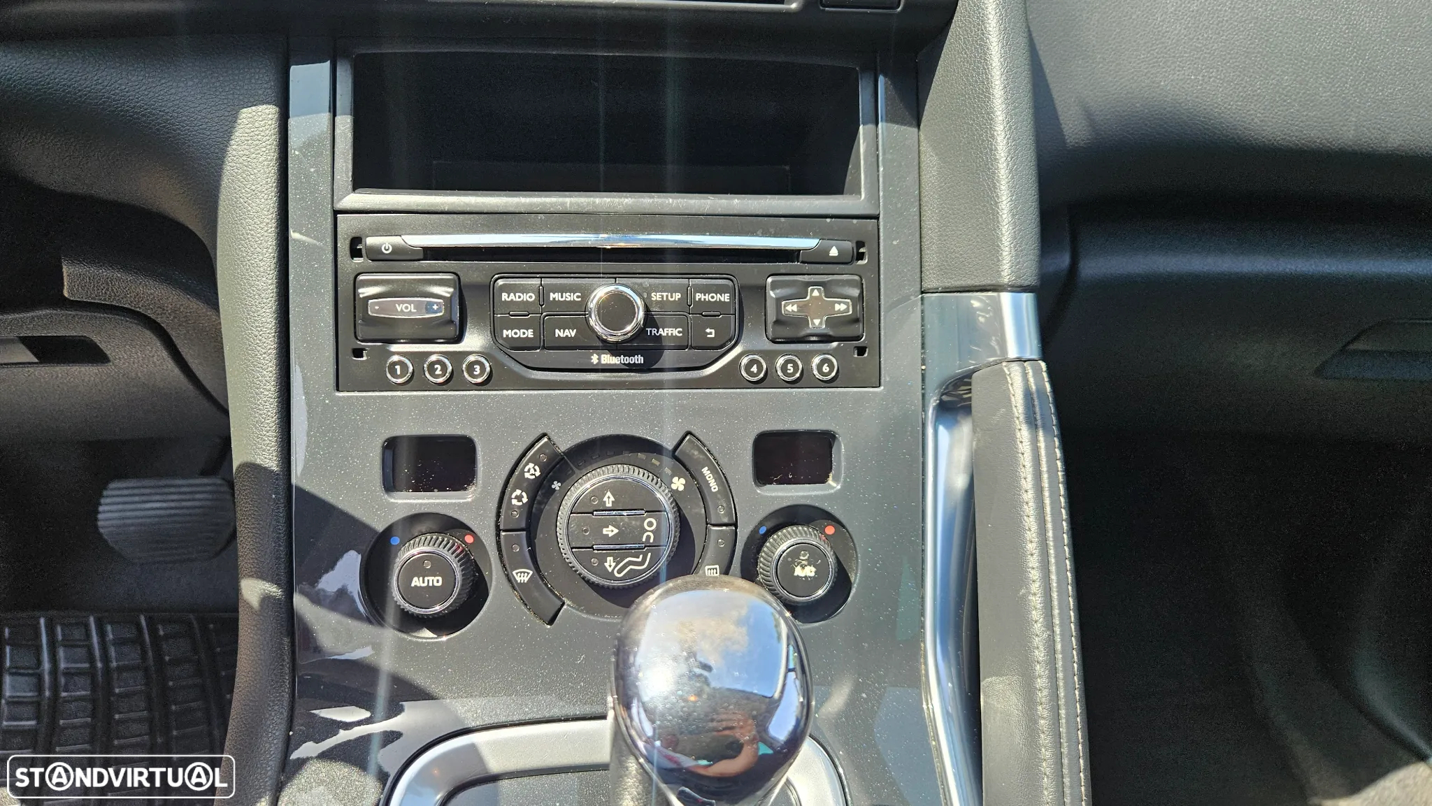 Peugeot 3008 1.6 HDi Executive CMP6 - 20