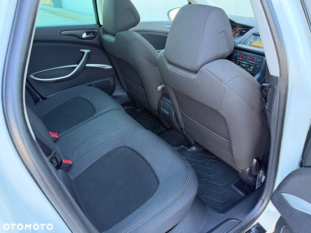Citroën C5 THP 155 Confort - 35