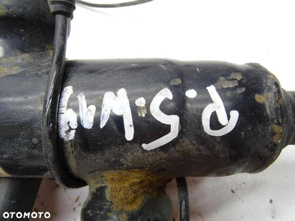 AMORTYZATOR PRAWY LEWY PRZÓD KOMPLET 6863120 6863119 BMW F10 LCI - 7