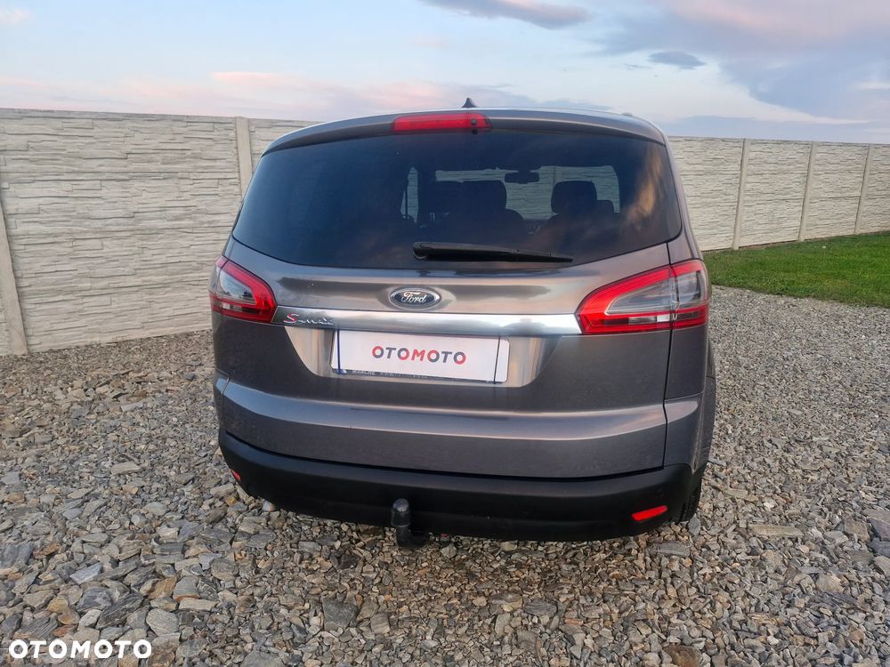 Ford S-Max - 16