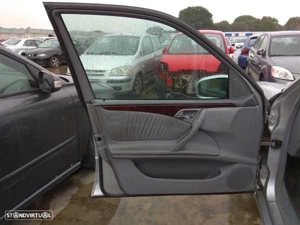 Para peças MERCEDES-BENZ Classe E Carrinha (S210) - 11