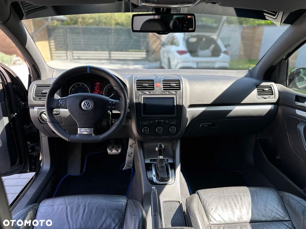 Volkswagen Golf R32 4Motion DSG - 9
