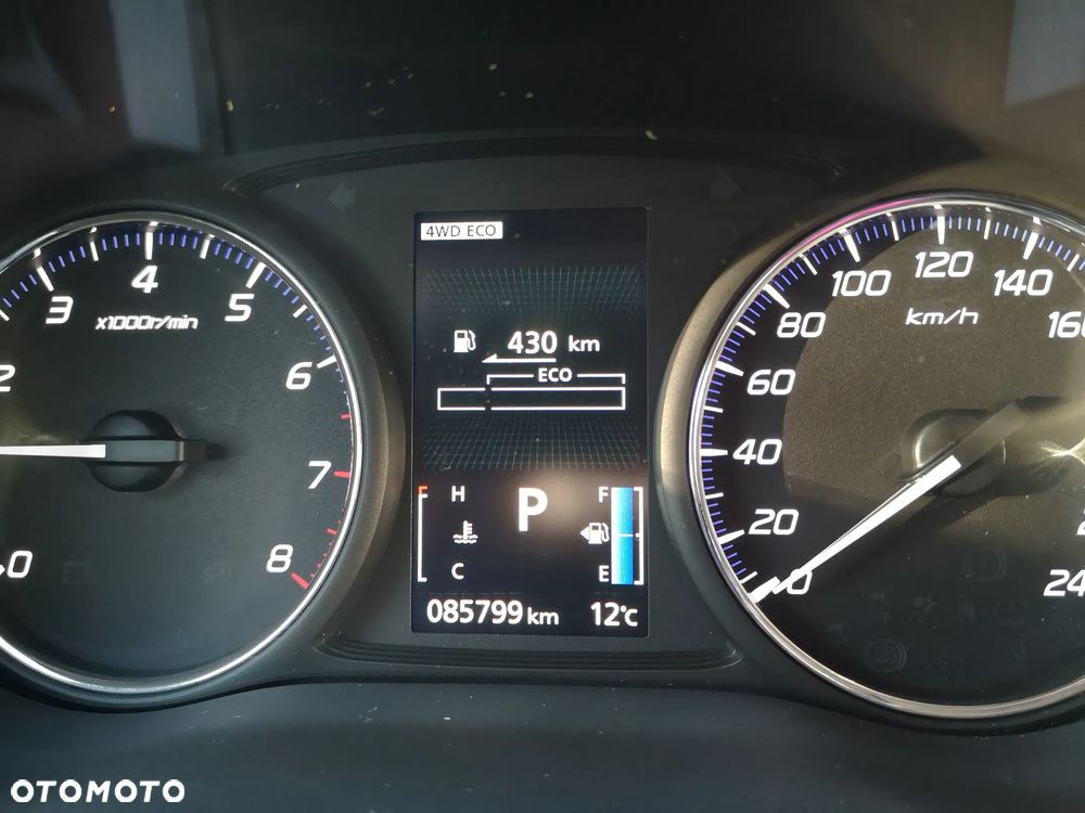 Mitsubishi Outlander 2.0 Intense + 4WD CVT - 6