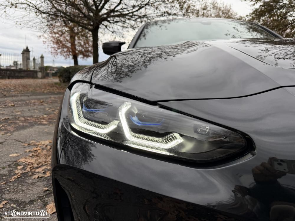 BMW M3 Competition Pack 50 anos M - 17