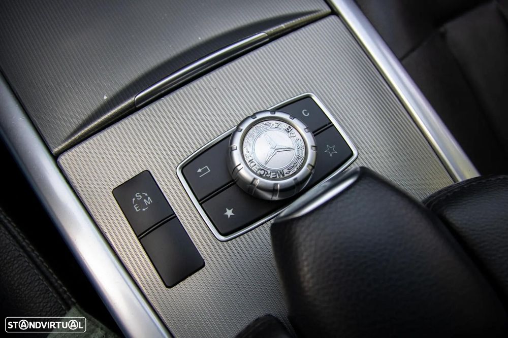 Mercedes-Benz E 220 BlueTEC 9G-TRONIC Avantgarde - 53