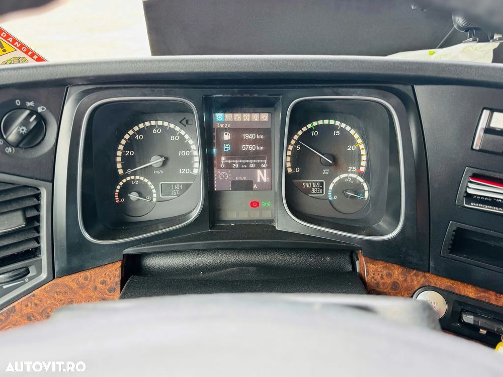 Mercedes Benz actros 1843 - 23