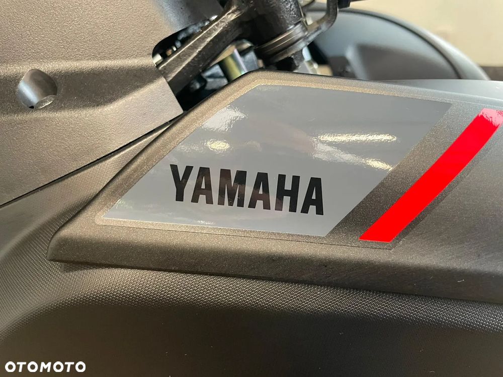 Yamaha Tricity - 13