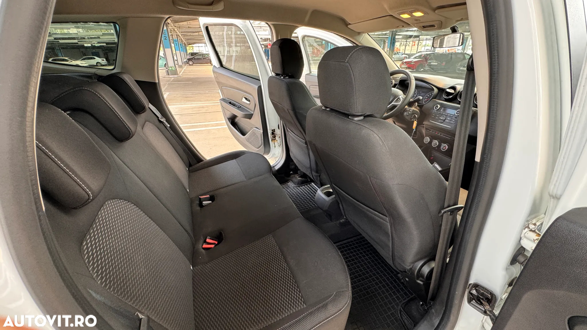Dacia Duster TCe 90 Comfort - 33
