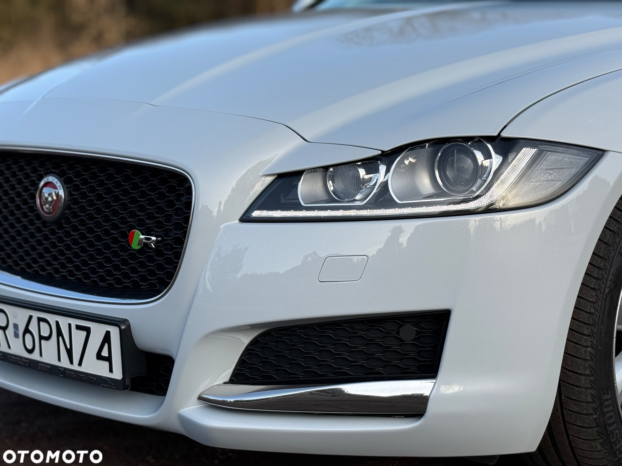 Jaguar XF 2.0 i4D AWD Prestige - 9
