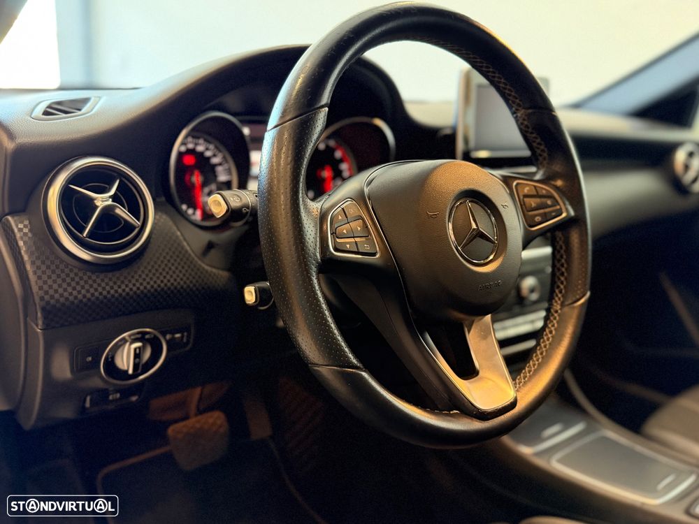 Mercedes-Benz A 160 d Urban Aut. - 18