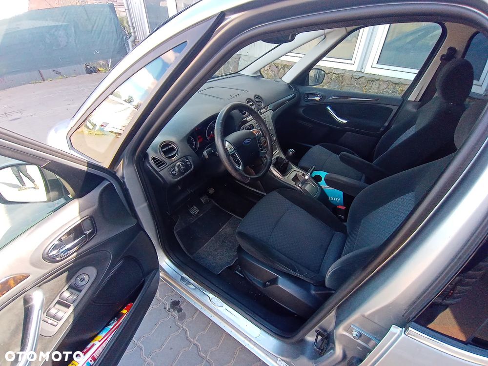 Ford Galaxy 2.0 Viva Titanium - 27
