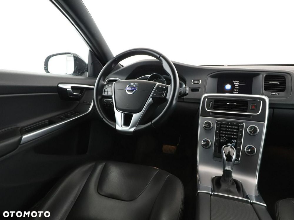 Volvo V60 Cross Country D3 Geartronic Pro - 17