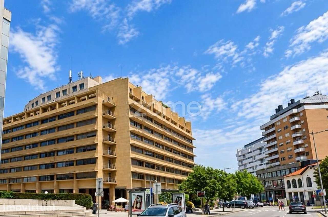 ESCRITÓRIO COM 49M2 AO TRIBUNAL | VILA NOVA DE GAIA - Grande imagem: 4/9