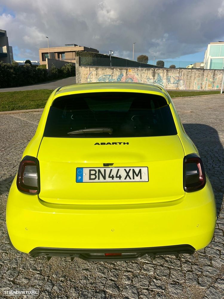 Abarth 500e Scorpionissima - 15
