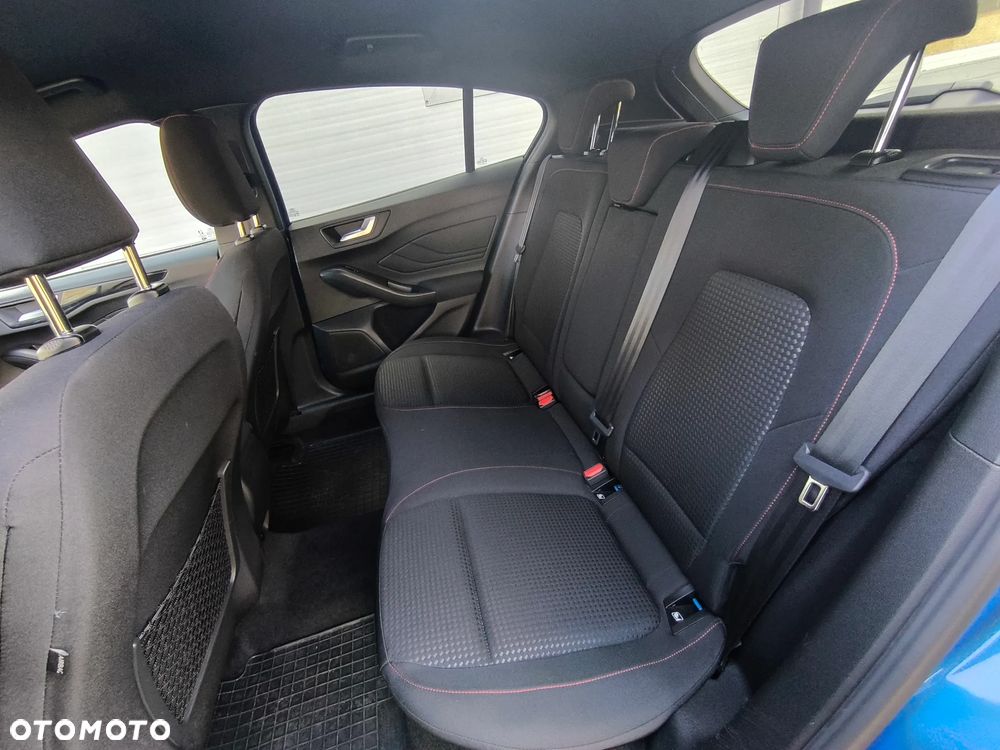 Ford Focus - 9