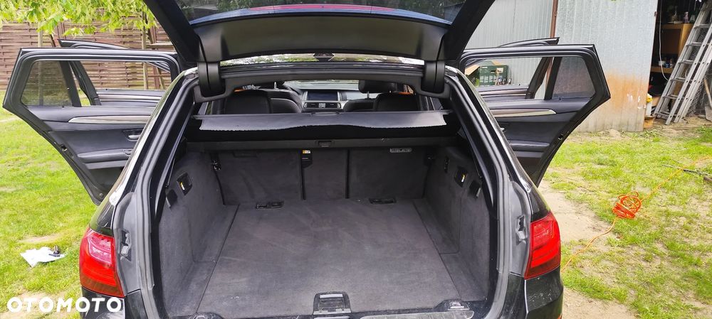 BMW Seria 5 530d xDrive Sport-Aut Modern Line - 7