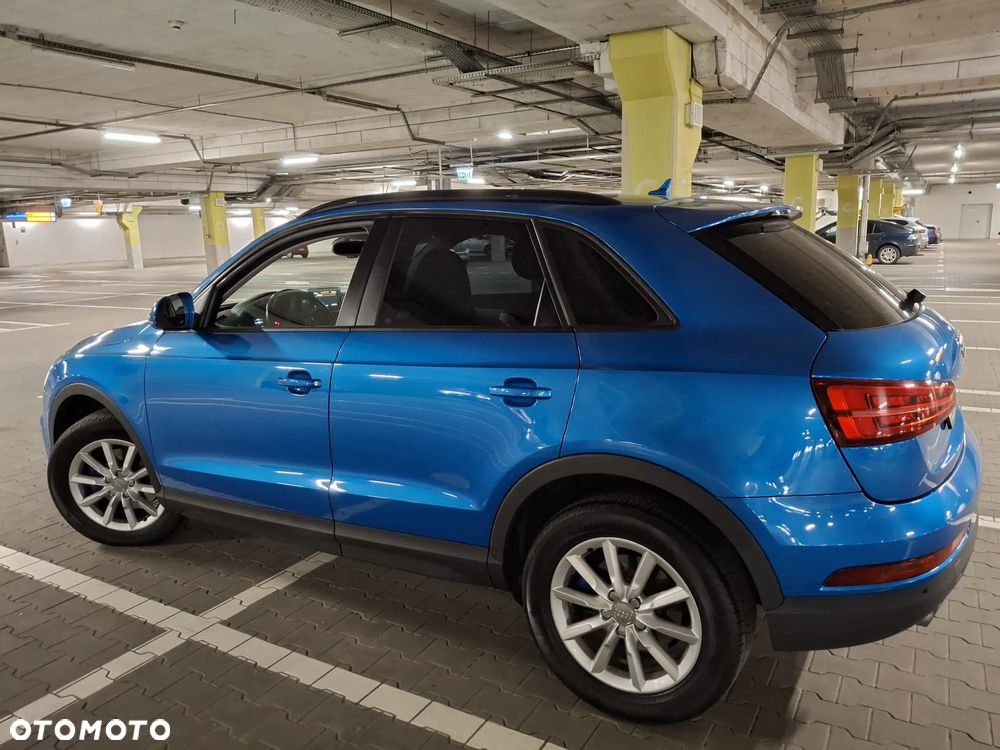 Audi Q3 2.0 TDI sport - 10