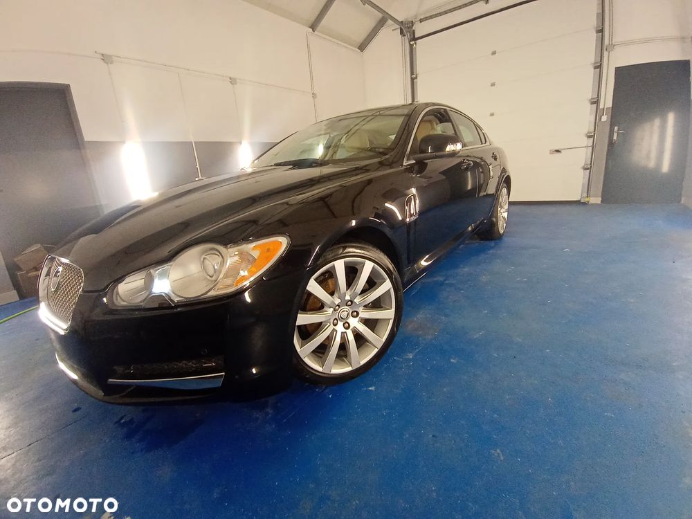 Jaguar XF - 4