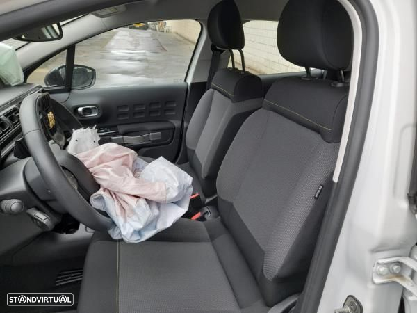 Para peças CITROËN C3 III (SX) - 9