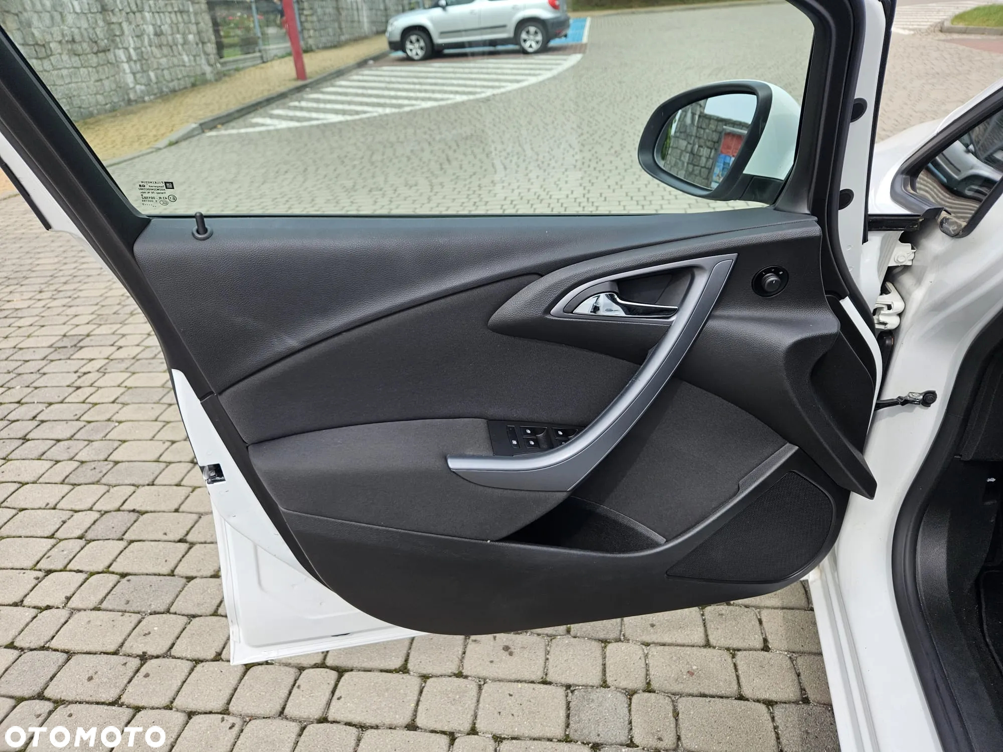 Opel Astra 1.4 Turbo Design Edition - 12