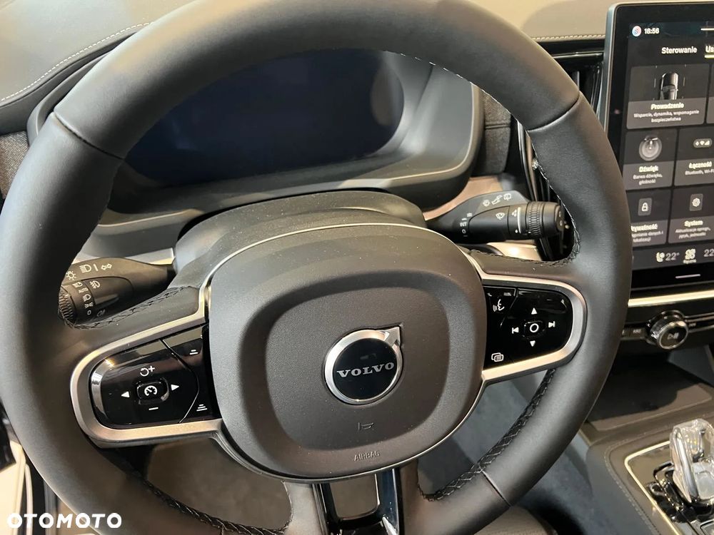 Volvo XC 90 T8 AWD Plug-In Hybrid Ultra Black Edition 7os - 26