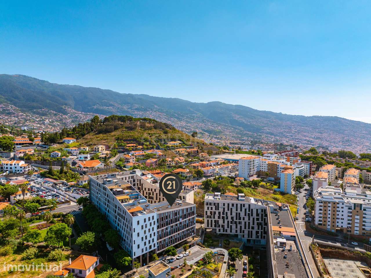 Espaço Comercial com 211m² – Duas Lojas com Potencial para Qualquer At - Grande imagem: 3/38