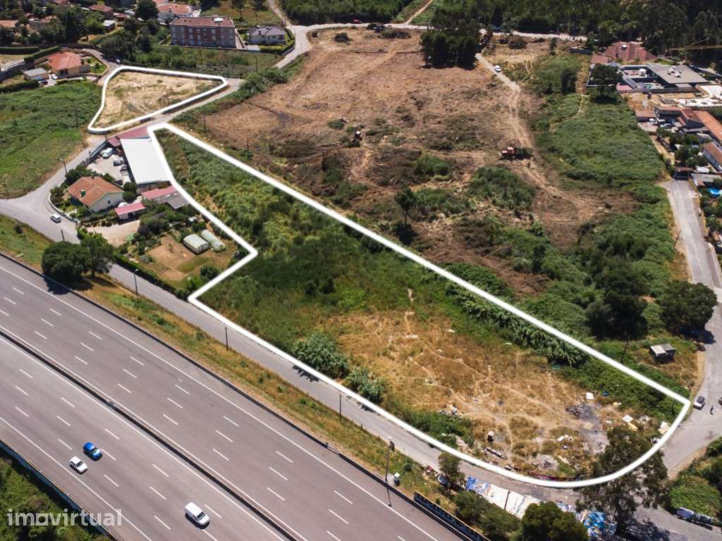 Dois terrenos com projeto aprovado para 52 apartamentos - Grande imagem: 2/18