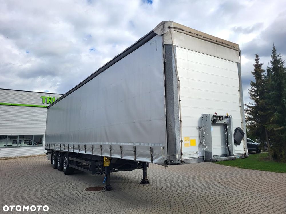 Schmitz Cargobull SCB S3T - 3
