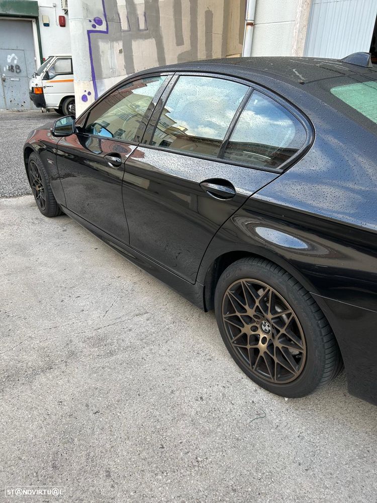 BMW 535 d Line Luxury Auto - 3