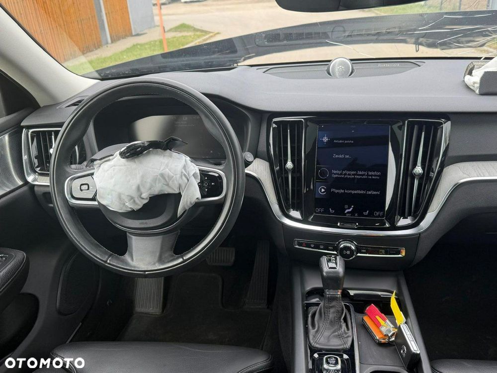 Volvo V60 Cross Country D4 AWD Geartronic Pro - 21