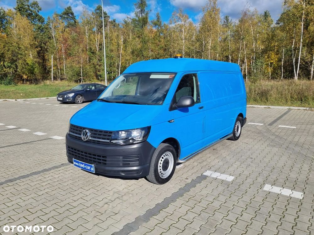 Volkswagen Transporter - 9