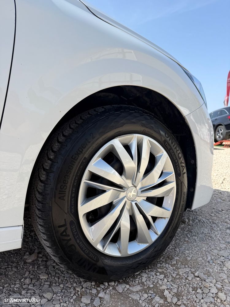 Peugeot 208 1.2 PureTech Active - 6