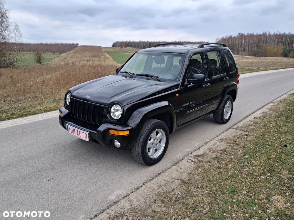Jeep Cherokee - 4