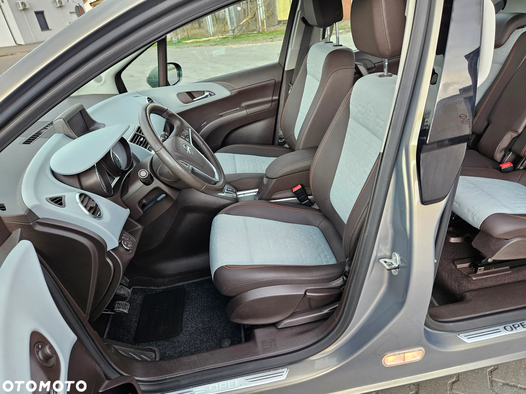 Opel Meriva 1.4 T Cosmo - 3