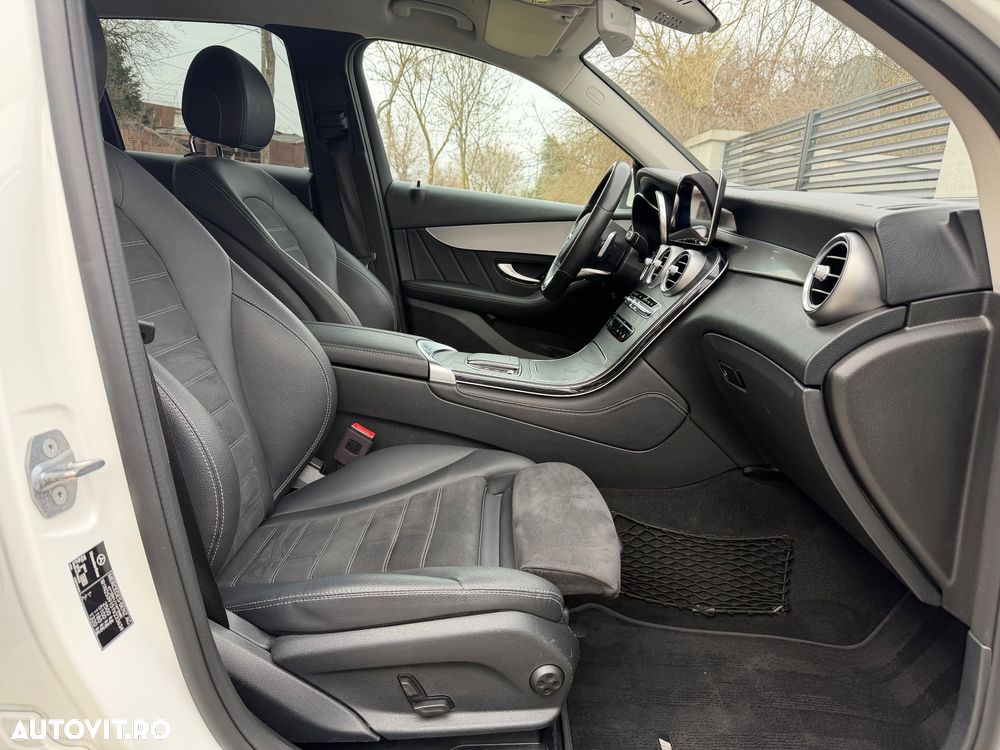 Mercedes-Benz GLC 220 d 4MATIC 9G-TRONIC AMG Line - 14