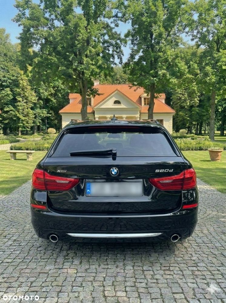 BMW Seria 5 520d Luxury Line - 4