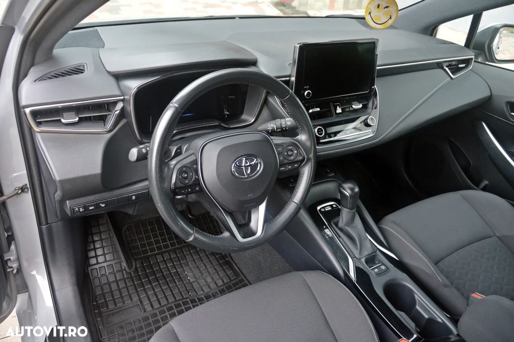 Toyota Corolla - 25