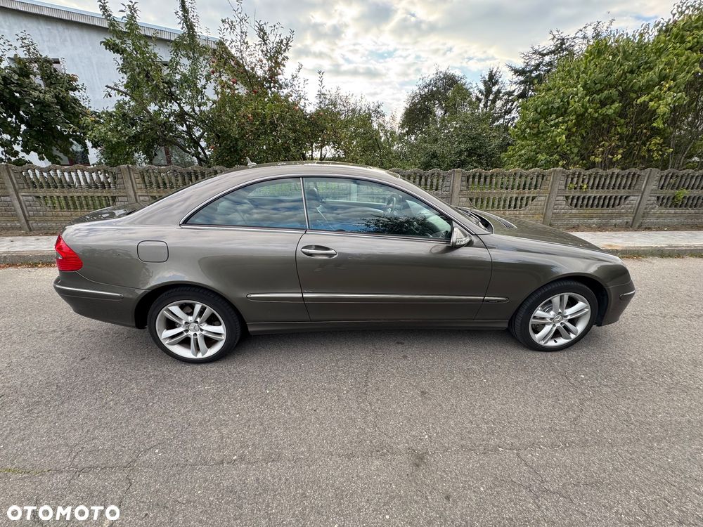 Mercedes-Benz CLK 320 CDI 7G-TRONIC Avantgarde DPF - 9