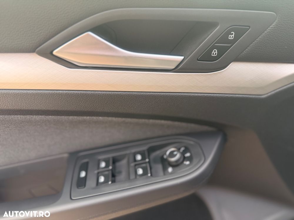 VOLKSWAGEN Golf 2024 — imagine 39