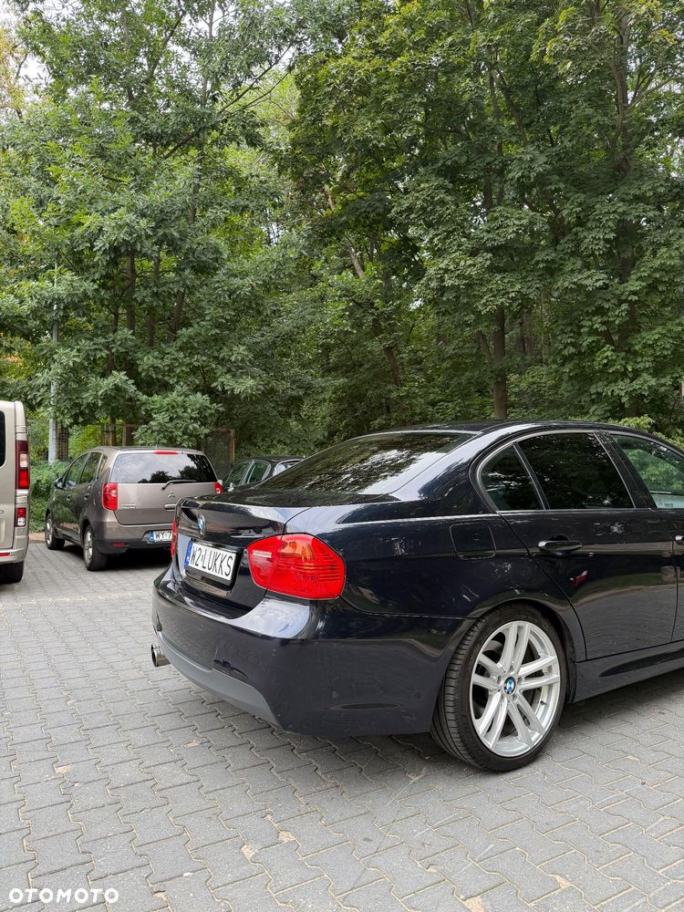 BMW Seria 3 320i - 4