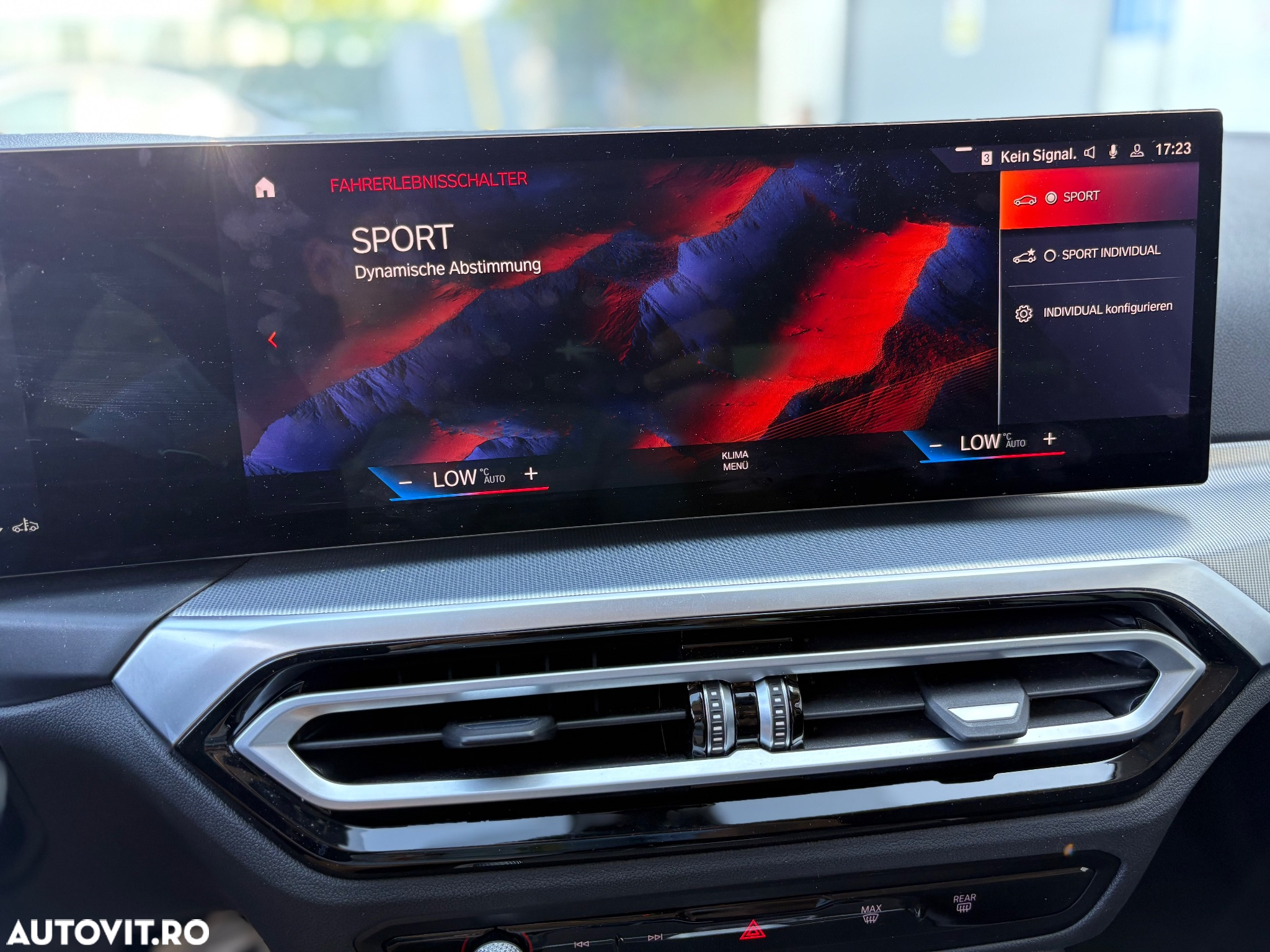 BMW Seria 3 318d Touring Aut. Sport Line - 32