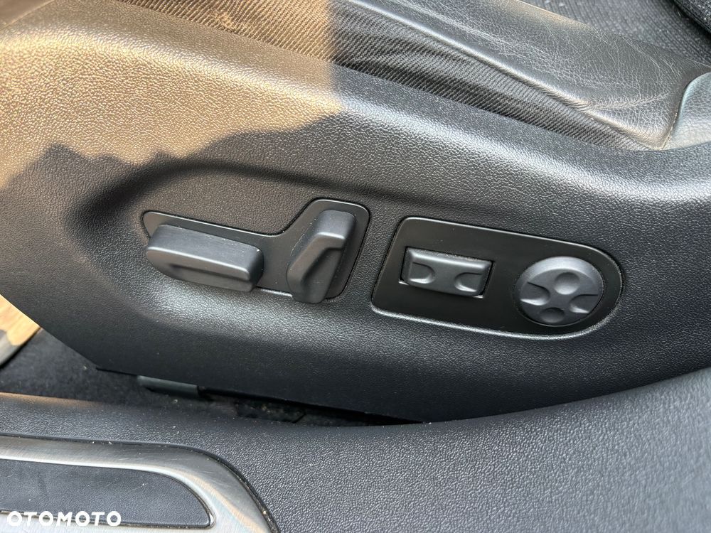 Citroën C5 2.0 HDi Exclusive - 18