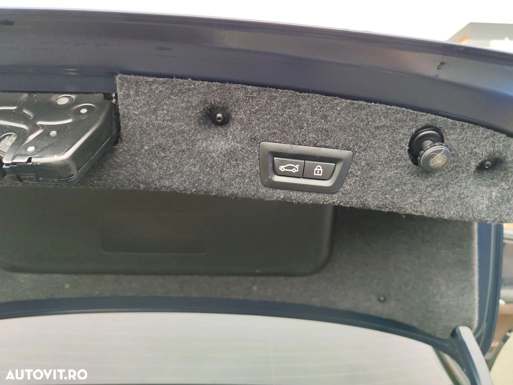 BMW Seria 5 530d xDrive - 20