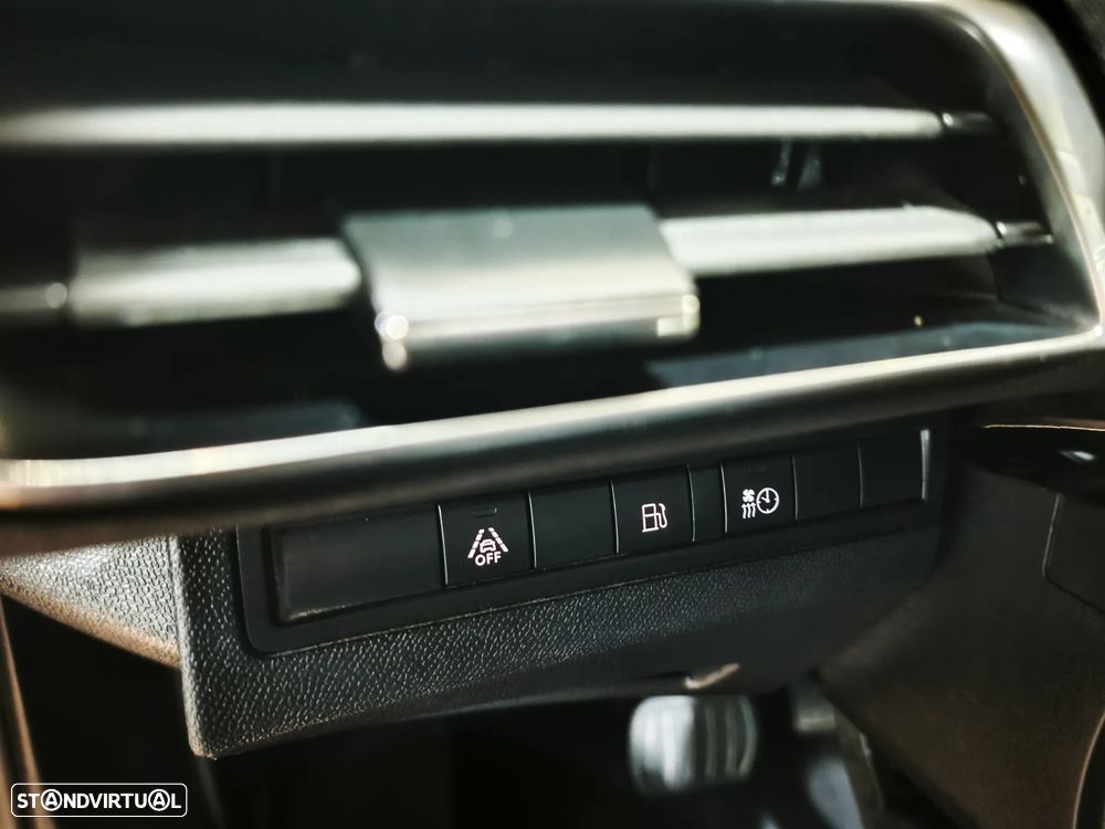 Peugeot 3008 225 e-EAT8 Allure Pack - 22