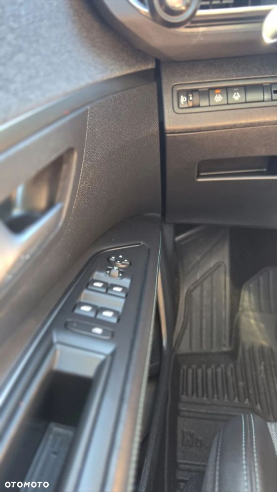 Peugeot 3008 BlueHDi 130 Stop & Start EAT8 Allure - 10